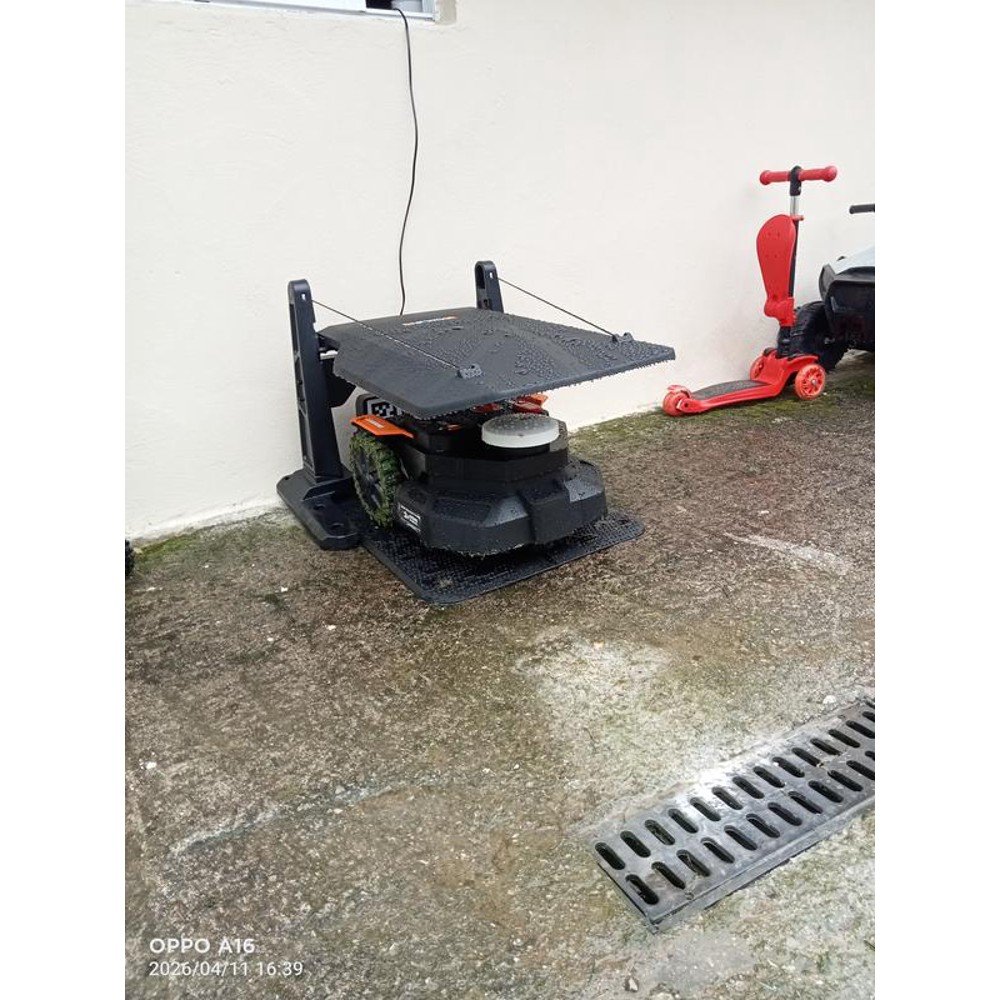 Robô corta-relva WORX até 300 m²